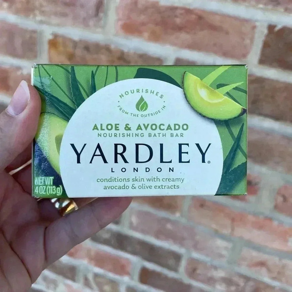 Yardley London Aloe and Avocado Bar Soap 1 Bar NWT - Picture 1 of 5